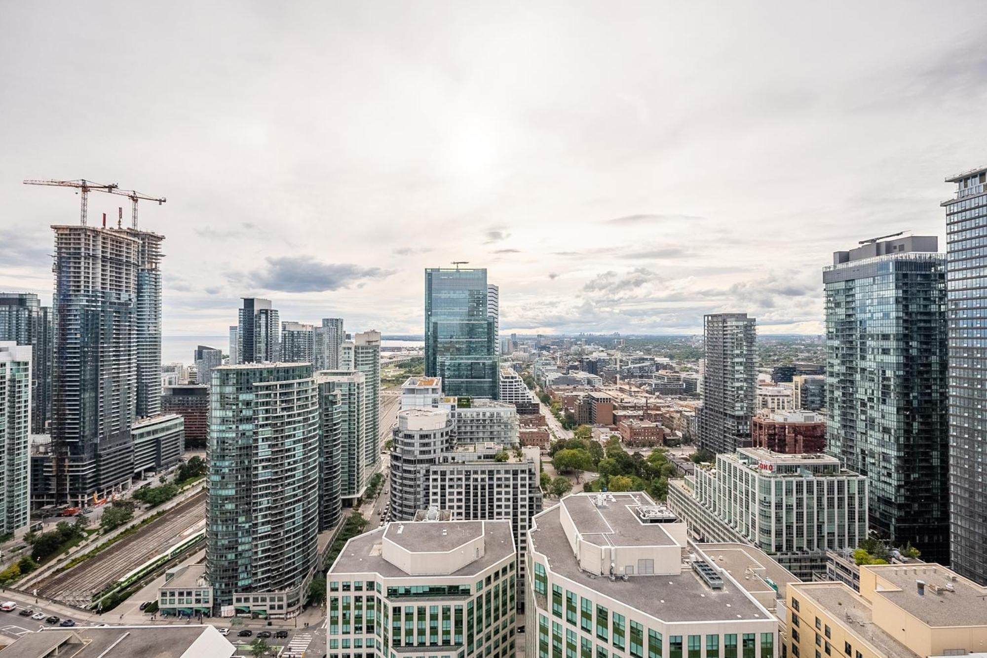 Globalstay Modern Downtown Apartment Toronto Exterior photo